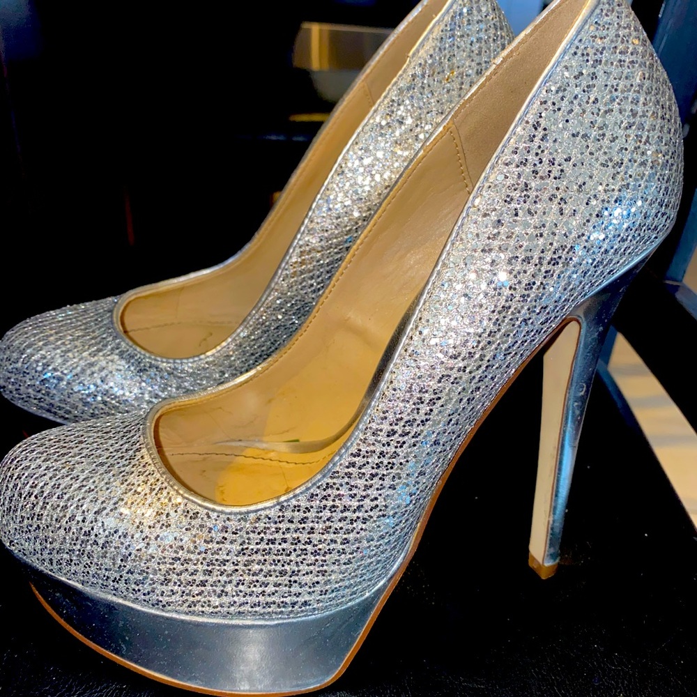 Silver sparkle Aldo stiletto